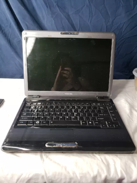 Toshiba Satellite M305-S4910 14.1'' Notebook Laptop