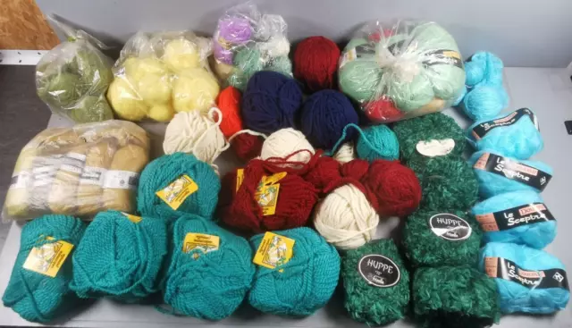 Lot de LAINE Marques FRIZELLE Pernelle Bergere Tricot Loisir Pelotes Fils LA12