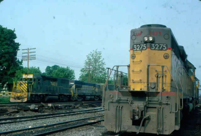 Delaware & Hudson (D&H) #'s 7408 / 2310 With Union Pacific Engines @ Oneonta R