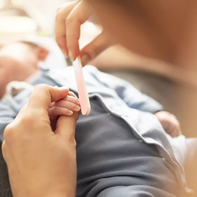 Kit de aseo de uñas para bebés recién nacidos de acero al carbono rosa