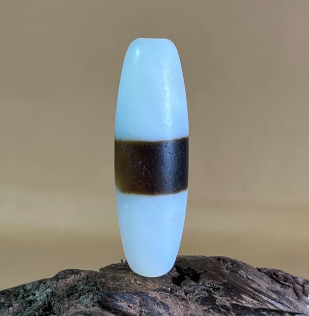 Ancient Tibetan Dzi Agate Bead Old One Line Dzi Bead