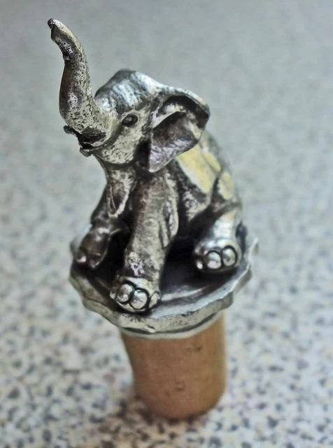 Flaschenstöpsel*Zierstöpsel aus Zinn versilbert mit Elefant sitzend Flasche Tier