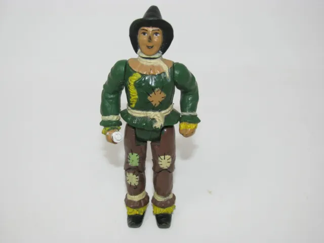 Vintage Scarecrow Action figure Wizard of Oz toy 3.75" mgm 1988 holding Diploma