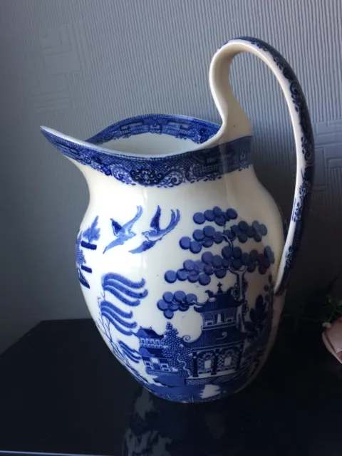 Cracked HUGE Jug Pitcher Pottery Blue &White Willow Ceramic Table Carafe Vase 1L