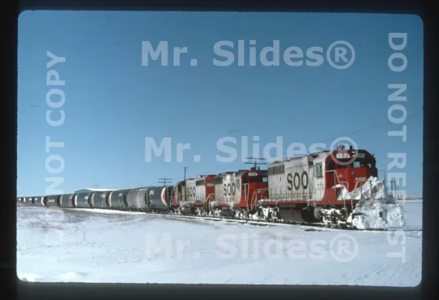 Duplicate Slide SOO Line  SD40-2 773 & 2 Action