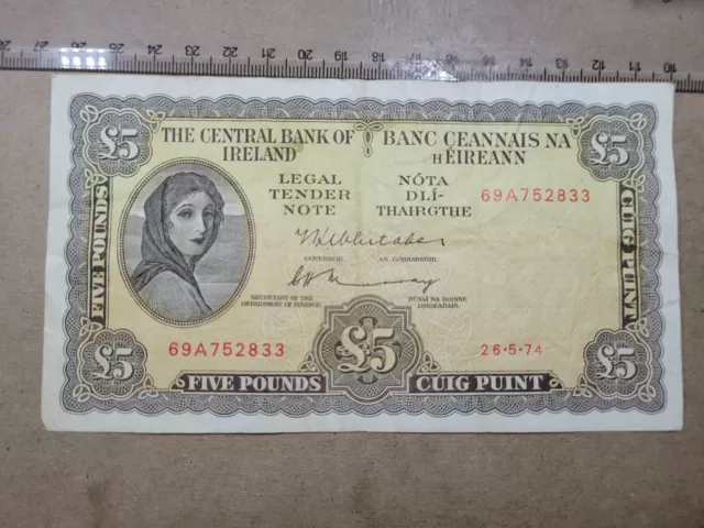 🇮🇪 Ireland, Republic  5 pounds  26 May 1974 P-65c  Banknote 102323-3