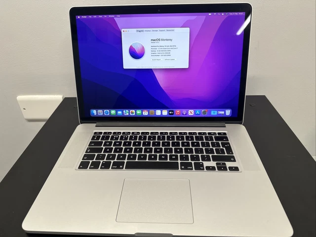 MacBook Pro (Retina, 15 pollici, metà 2015) 2,2 GHz Quad-Core i7 16 GB RAM 256 GB SSD