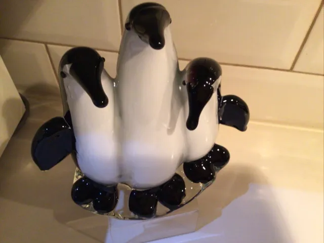Murano (?) - Art Glass - Large Black & White Penguin Family - Paperweight/Figure 2