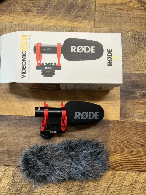 Rode VideoMic GO II Ultracompact Analog/USB Camera - Black/Red