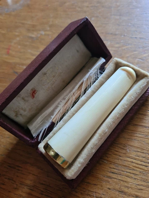 RASOIR ANCIEN LE VELOUTIN dans sa boîte avec 2 lames de rechange. EUR