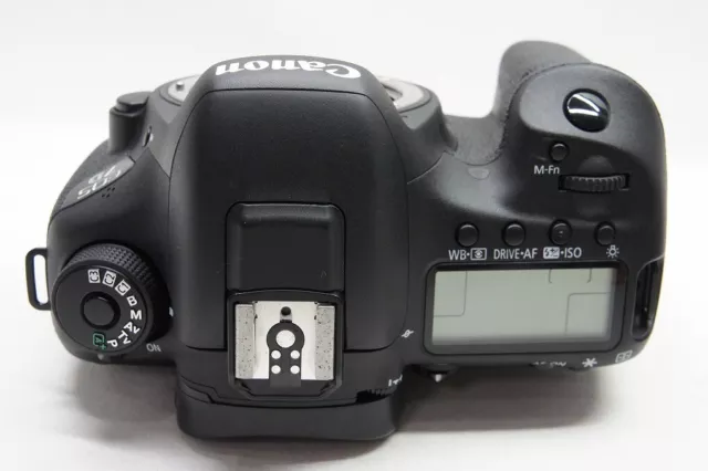 "MINT" Canon EOS 7D Mark II 20.2MP Digital SLR Camera Black Body Only #240126w 3