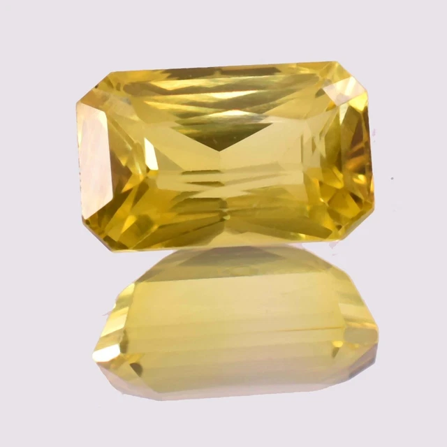 Saphir Jaune Naturel 9.00 Carats - Forme Trillion - Certifié GIL - Inde/Sri Lanka | Neuf Sans Emballage