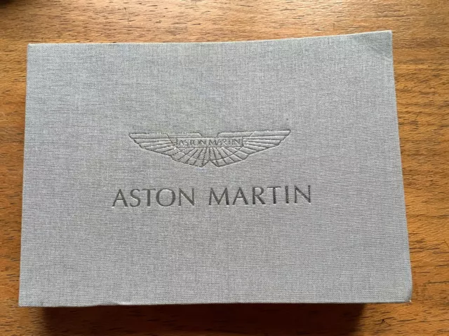 Aston Martin DBS SUPERLEGGERA Owners Handbook Manual