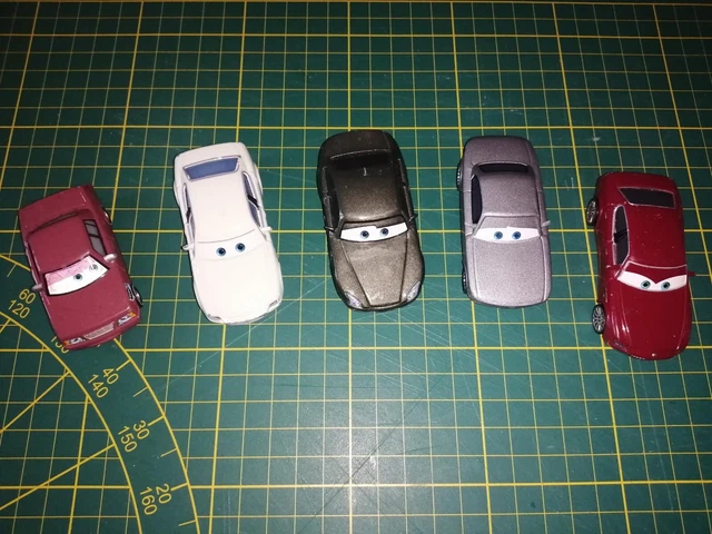 lot de  voitures cars disney pixar  mattel metal  d occasion