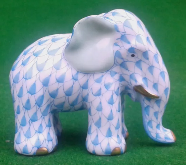 Small Herend Blue Fishnet Elephant - 5265.