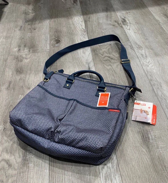 Skip Hop Duo Special Edition Diaper Shoulder Bag Navy Blue With Pockets