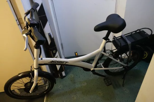 Hybrid electric bike 2025 halfords