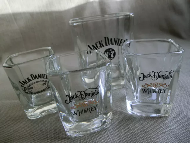 4 JACK DANIELS WHISKEY GLASSES - 1 x SQUARE TUMBLER + 3 x SQUARE SHOT GLASSES
