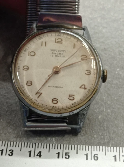 Montre mecanique ancienne domina fonctionne à Pocé Sur Cisse | Clasf