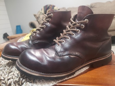 RED WING 899 10.5 boots. Irish setter 