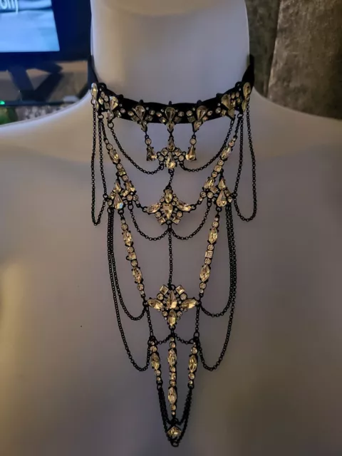 Ladies choker/necklace bnwt by lipsy these are so sparkley absolutely stunning