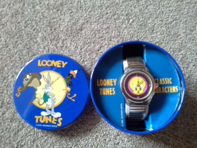 Vintage/Retro Tweety Pie Watch - Warner Bros. Looney Tunes