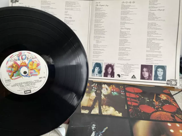 QUEEN A Night at the Opera, first press 1975 vinyl LP, blairs, - great copy