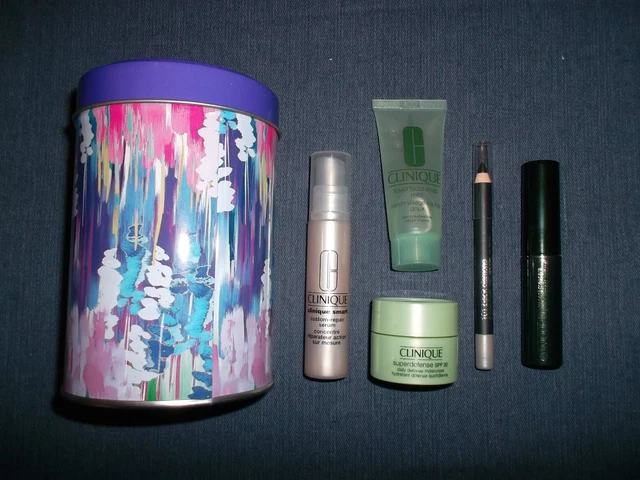 Lot De Soins Estée Lauder - Format Taille Voyage - Neuf En Emballage D'Origine