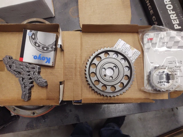Cloyes SBC Timing Chain and Gear Set 9-3600TX9 for SBC