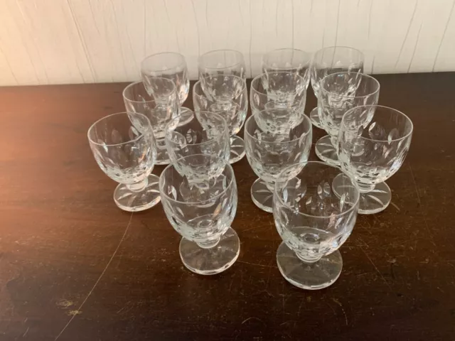 14 verres à vin blanc modèle Bocage en cristal Lalique (prix à la pièce)