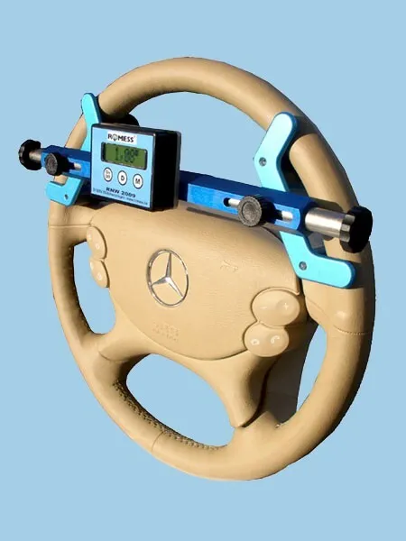 Romess steering wheel adjustment scale with electronic inclination measurement R