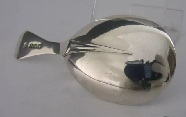 ENGLISH STERLING SILVER RAT TAIL TREFID CADDY SPOON 1926 18thC STYLE ANTIQUE