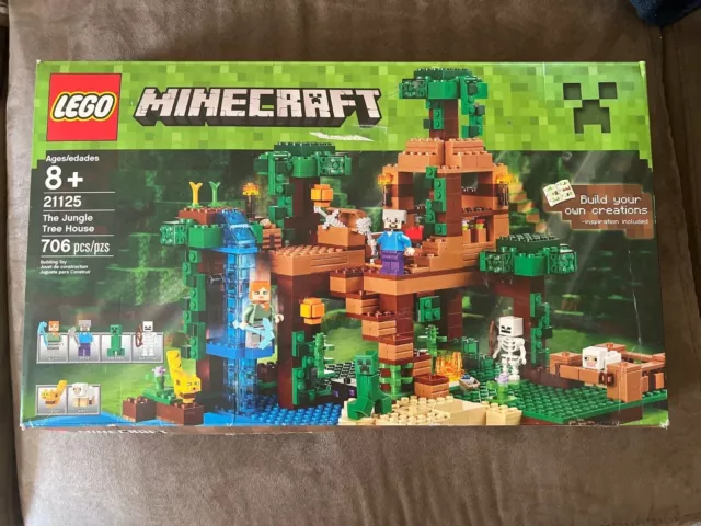 Retired LEGO Minecraft The Jungle Tree House (21125) (slightly bent box)