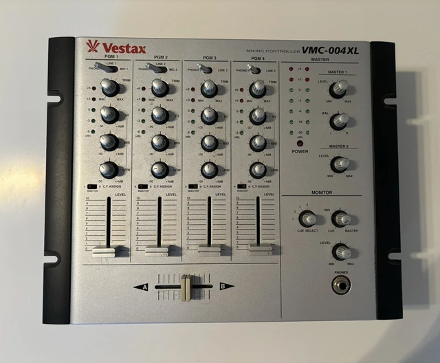 Vestax VMC-002XL DJミキサー アナログ 引き締める べスタックス