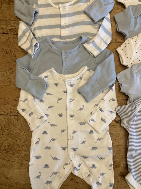 Boy Newborn Clothes Bundle (1) 3