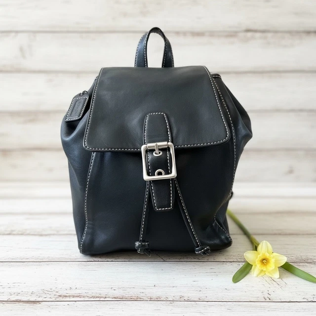 Vintage Coach Black Leather Drawstring Backpack Flap Buckle Gold Hardware 90s C6 Vintage Authentic black leather Coach backpack with gold  main image 4