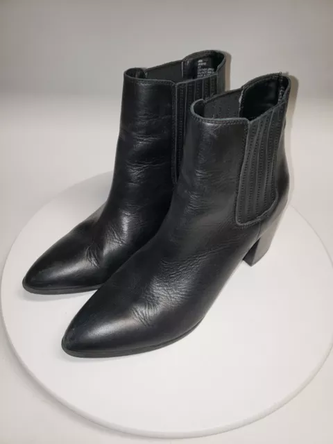 STEVE MADDEN Boots Womens 9.5 Jain Black Leather Ankle Pointed Toe Block Heel