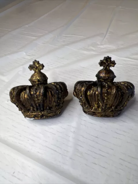 Crown - decorative drawer pulls and knobs