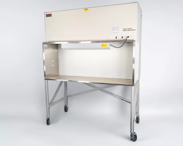 Thermo Scientific Forma Laminar Airflow Hood Workstation 6ft, 21.9ft³, UV 1828