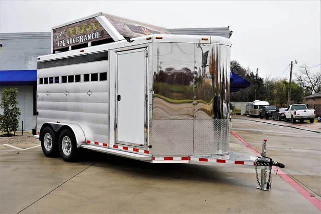 2020 Twister 3-Horse Bumperpull Horse Trailer W/ Drop Down Windows & Haypod