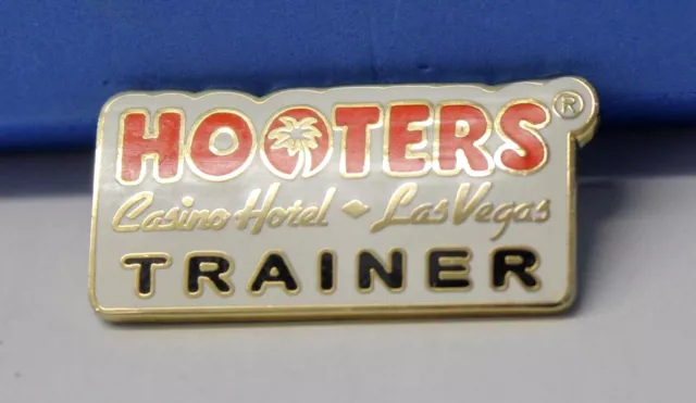 Hooters Restaurant Girl Waitress Staff Casino Hotel Las Vegas Trainer Lapel Pin