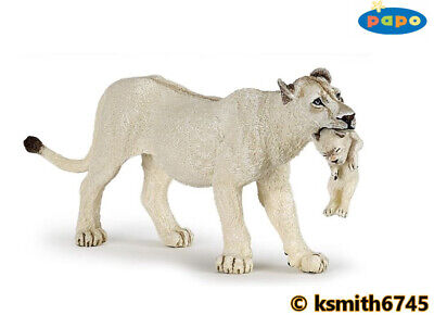 Schleich LIONESS solid plastic toy wild zoo animal LION cat predator NEW * 