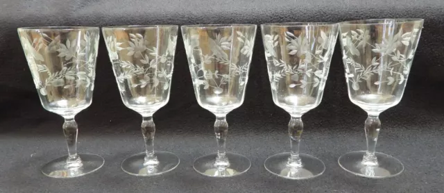 5 Vintage Etched Tall Wine Glasses ~ Water Goblets, 1950's Etched Wine  Glasses, Unique Etched Wine Glasses, Wedding Glasses