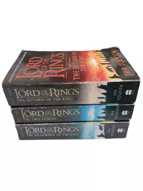 Lord of the rings trilogy books paperback Free Postage