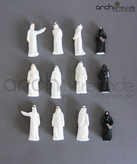 PACK DE 12 figurines peintes modèle à l'échelle HO pour aménagements de