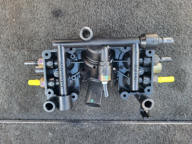 RANGE ROVER L322 AIR SUSPENSION MAIN CROSSOVER VALVE BLOCK 02 To 06 ...