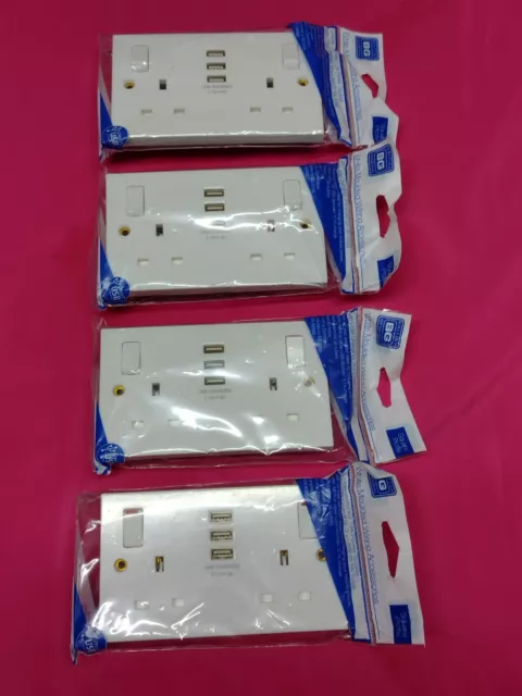 BG 13A DOUBLE SWITCHED POWER SOCKET WITH 3 x USB CHARGING x (3.1 A TOTAL) X 4
