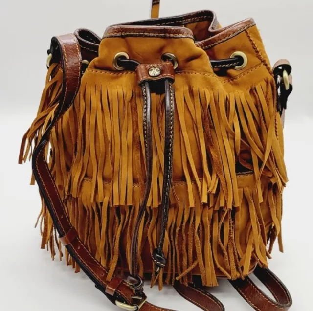 Patricia nash hotsell lavello bucket bag