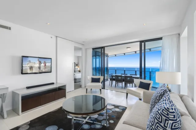 GOLD COAST ACCOMMODATION  SOUL 3 Bedroom Luxury Oceanfront 5 & 7 Night Packages