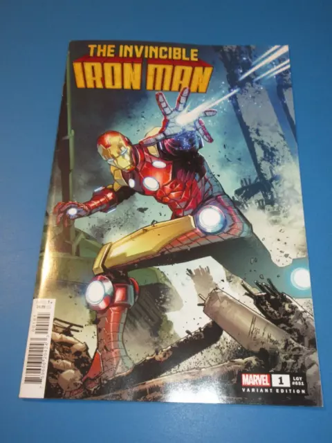 Invincible Iron Man #1 Checchetto Variant NM Gem Wow